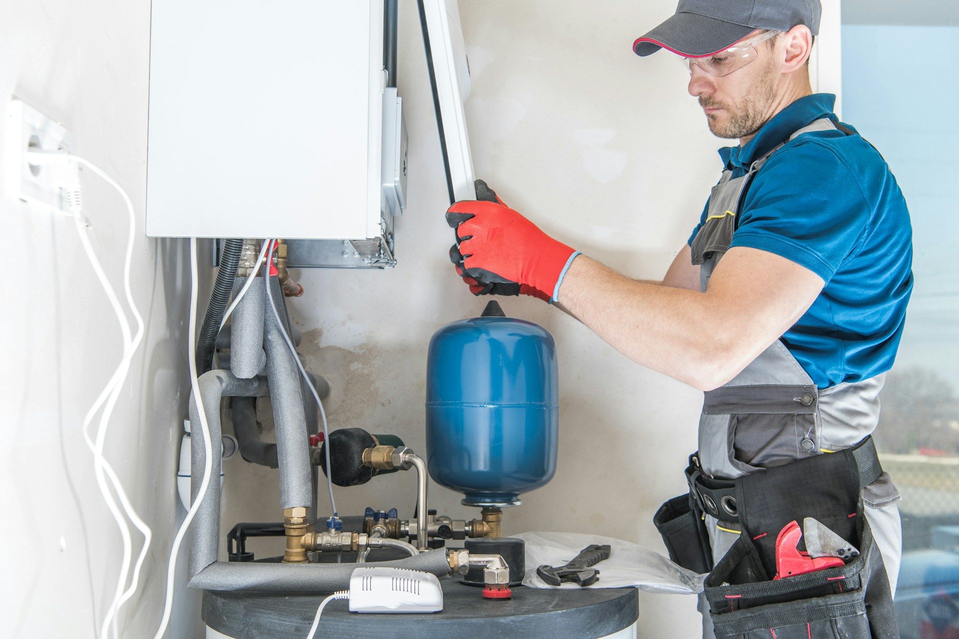 Blog 2 Furnace Repair Vs. Replacement: Making The Right Choice For Your Home | Weather Cool Inc.