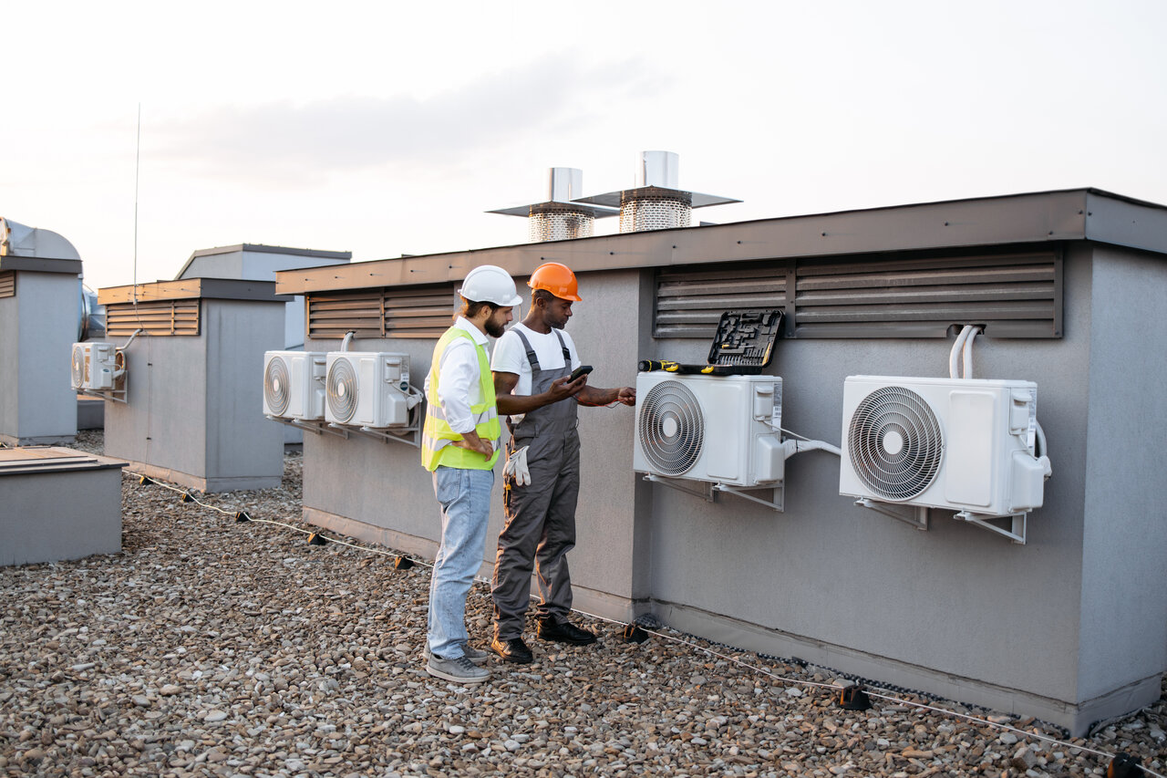 Blog 5 Key Factors To Consider When Selecting A Commercial Air Conditioning System | Weather Cool Inc.