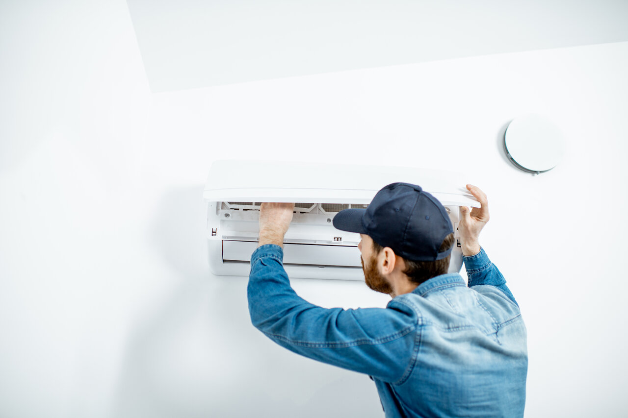 Blog 6 Understanding The Benefits Of Ductless Mini-Split Air Conditioning For Residential Homes | Weather Cool Inc.